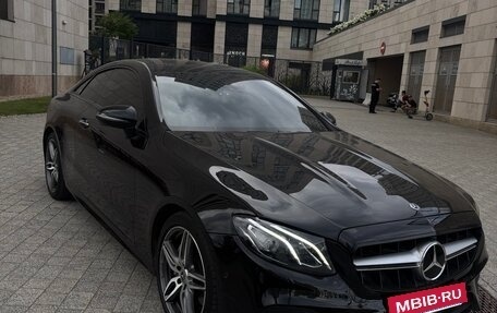Mercedes-Benz E-Класс, 2019 год, 4 050 000 рублей, 6 фотография