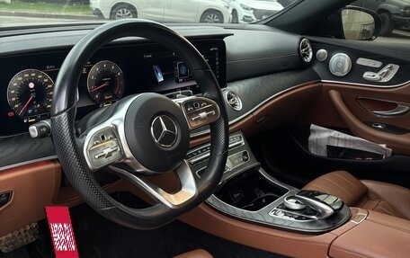 Mercedes-Benz E-Класс, 2019 год, 4 050 000 рублей, 9 фотография