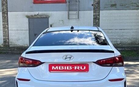 Hyundai Solaris II рестайлинг, 2019 год, 1 000 000 рублей, 4 фотография