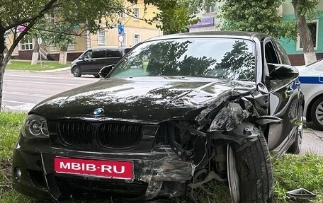 BMW 1 серия, 2005 год, 350 000 рублей, 1 фотография