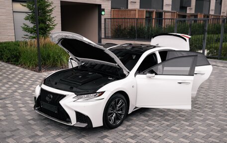 Lexus LS IV, 2018 год, 6 500 000 рублей, 2 фотография