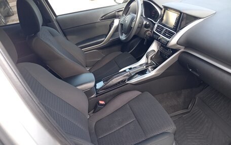 Mitsubishi Eclipse Cross, 2018 год, 1 750 000 рублей, 8 фотография
