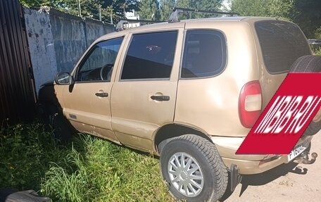 Chevrolet Niva I рестайлинг, 2004 год, 125 000 рублей, 14 фотография
