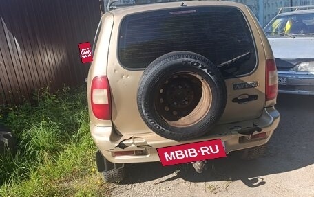 Chevrolet Niva I рестайлинг, 2004 год, 125 000 рублей, 15 фотография