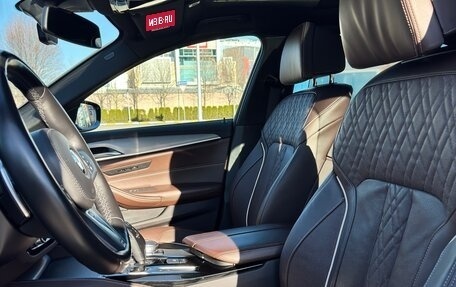 BMW 5 серия, 2018 год, 3 800 008 рублей, 6 фотография