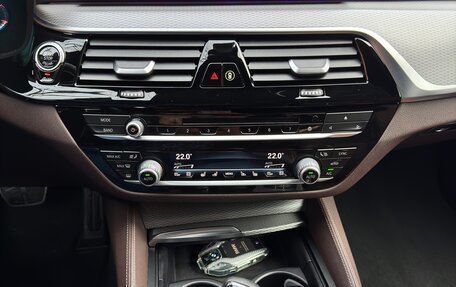BMW 5 серия, 2018 год, 3 800 008 рублей, 26 фотография