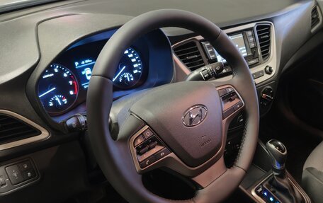 Hyundai Solaris II рестайлинг, 2018 год, 1 250 000 рублей, 5 фотография