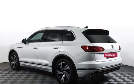 Volkswagen Touareg III, 2019 год, 4 390 000 рублей, 6 фотография