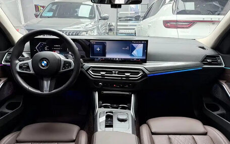 BMW 3 серия, 2023 год, 2 650 888 рублей, 19 фотография