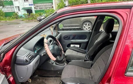 Renault Clio III, 2000 год, 320 000 рублей, 2 фотография