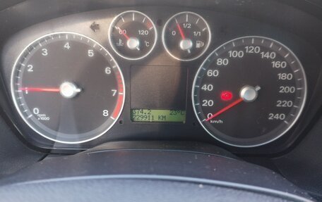 Ford Focus II рестайлинг, 2005 год, 430 000 рублей, 15 фотография