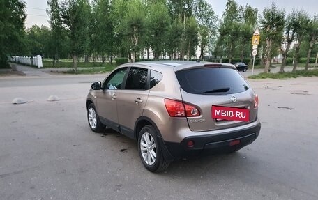 Nissan Qashqai, 2010 год, 850 000 рублей, 3 фотография