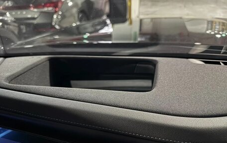 BMW 7 серия, 2025 год, 15 330 000 рублей, 10 фотография