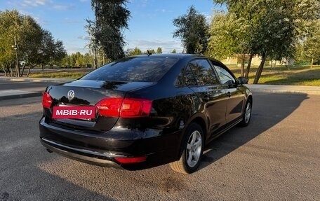 Volkswagen Jetta VI, 2013 год, 700 000 рублей, 6 фотография