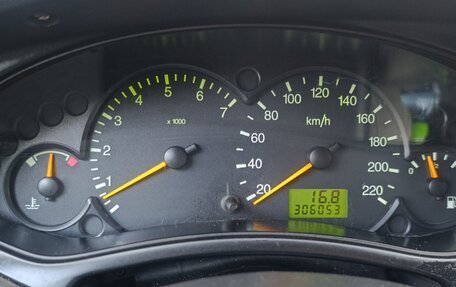 Ford Focus IV, 2004 год, 235 000 рублей, 5 фотография