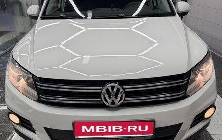 Volkswagen Tiguan I, 2011 год, 1 180 000 рублей, 2 фотография