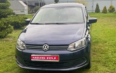 Volkswagen Polo VI (EU Market), 2012 год, 750 000 рублей, 1 фотография
