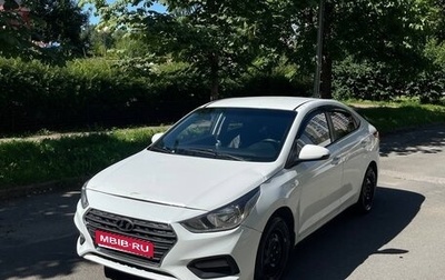 Hyundai Solaris II рестайлинг, 2018 год, 530 000 рублей, 1 фотография