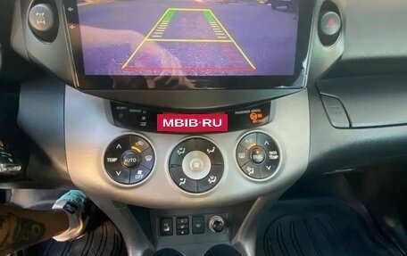 Toyota RAV4, 2006 год, 1 300 000 рублей, 8 фотография