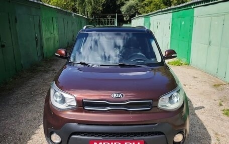 KIA Soul II рестайлинг, 2017 год, 1 450 000 рублей, 2 фотография