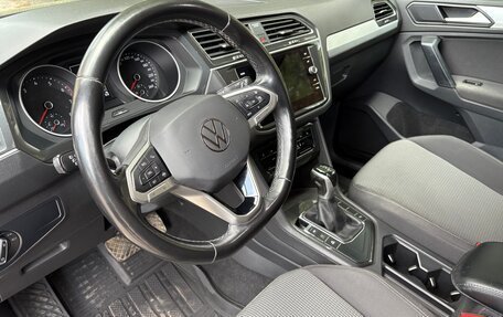 Volkswagen Tiguan II, 2021 год, 2 450 000 рублей, 6 фотография