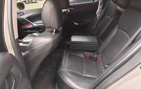 Lexus IS II рестайлинг 2, 2008 год, 1 700 000 рублей, 18 фотография