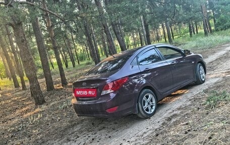 Hyundai Solaris II рестайлинг, 2011 год, 800 000 рублей, 8 фотография