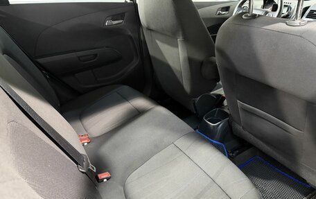 Chevrolet Aveo III, 2015 год, 949 800 рублей, 4 фотография
