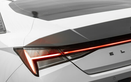 Hyundai Elantra, 2021 год, 2 410 000 рублей, 23 фотография