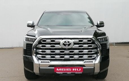 Toyota Tundra, 2021 год, 7 500 000 рублей, 2 фотография