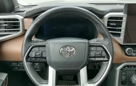 Toyota Tundra, 2021 год, 7 500 000 рублей, 12 фотография