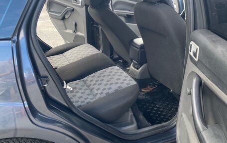 Ford Focus II рестайлинг, 2006 год, 185 000 рублей, 11 фотография