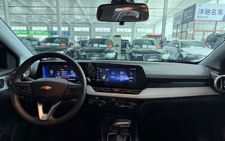 Chevrolet Monza, 2023 год, 1 020 000 рублей, 10 фотография