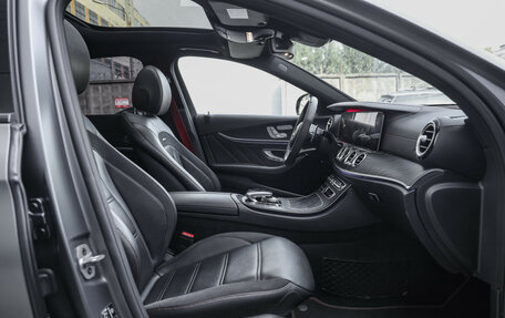 Mercedes-Benz E-Класс AMG, 2019 год, 4 900 000 рублей, 1 фотография