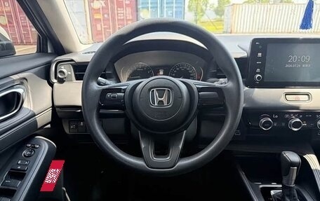 Honda Vezel, 2023 год, 1 322 300 рублей, 10 фотография