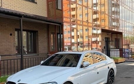 BMW 5 серия, 2022 год, 4 450 000 рублей, 1 фотография