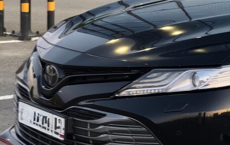 Toyota Camry, 2019 год, 3 050 000 рублей, 5 фотография