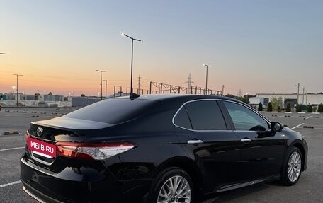 Toyota Camry, 2019 год, 3 050 000 рублей, 7 фотография