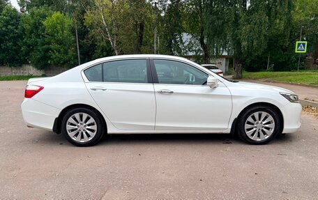 Honda Accord IX рестайлинг, 2013 год, 1 950 000 рублей, 5 фотография