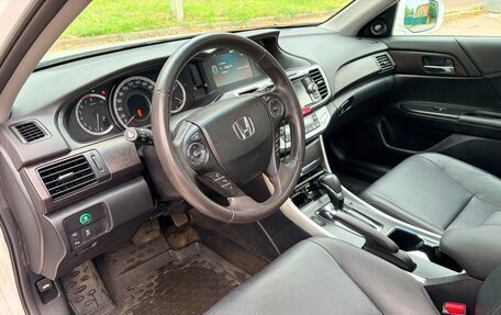 Honda Accord IX рестайлинг, 2013 год, 1 950 000 рублей, 7 фотография