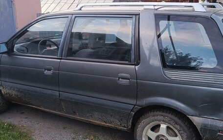Mitsubishi Space Wagon III, 1993 год, 100 000 рублей, 4 фотография