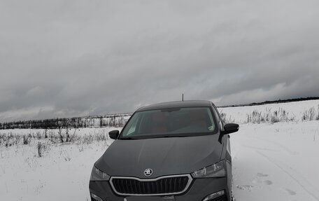 Skoda Rapid II, 2021 год, 1 540 000 рублей, 4 фотография