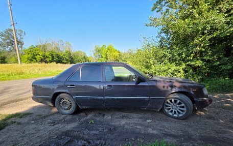 Mercedes-Benz E-Класс, 1994 год, 220 000 рублей, 10 фотография
