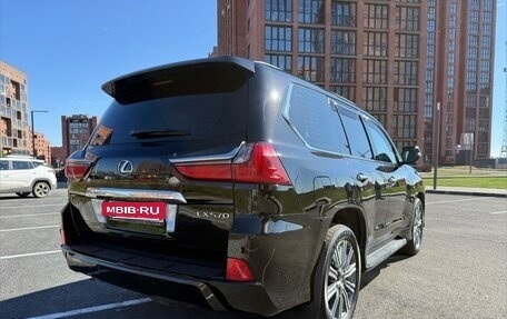Lexus LX III, 2017 год, 7 900 000 рублей, 5 фотография