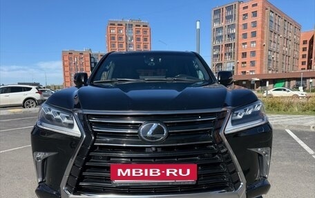 Lexus LX III, 2017 год, 7 900 000 рублей, 3 фотография