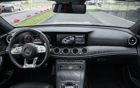 Mercedes-Benz E-Класс AMG, 2019 год, 4 900 000 рублей, 2 фотография