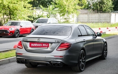 Mercedes-Benz E-Класс AMG, 2019 год, 4 900 000 рублей, 10 фотография