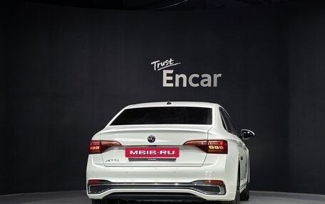 Volkswagen Jetta VII, 2022 год, 1 805 000 рублей, 4 фотография