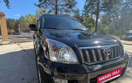 Toyota Land Cruiser Prado 120 рестайлинг, 2008 год, 3 300 000 рублей, 2 фотография