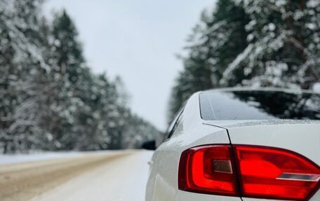 Volkswagen Jetta VI, 2011 год, 980 000 рублей, 15 фотография
